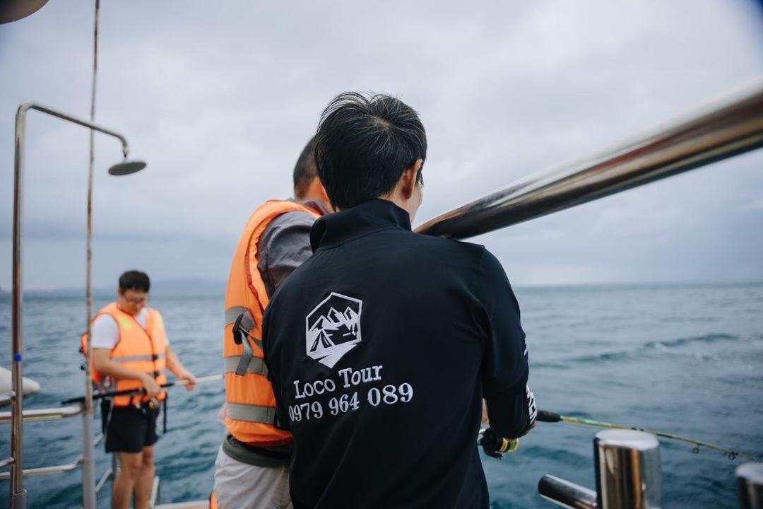 Con Dao Backpacker - Loco Camping Chi Khu Co Ong 外观 照片