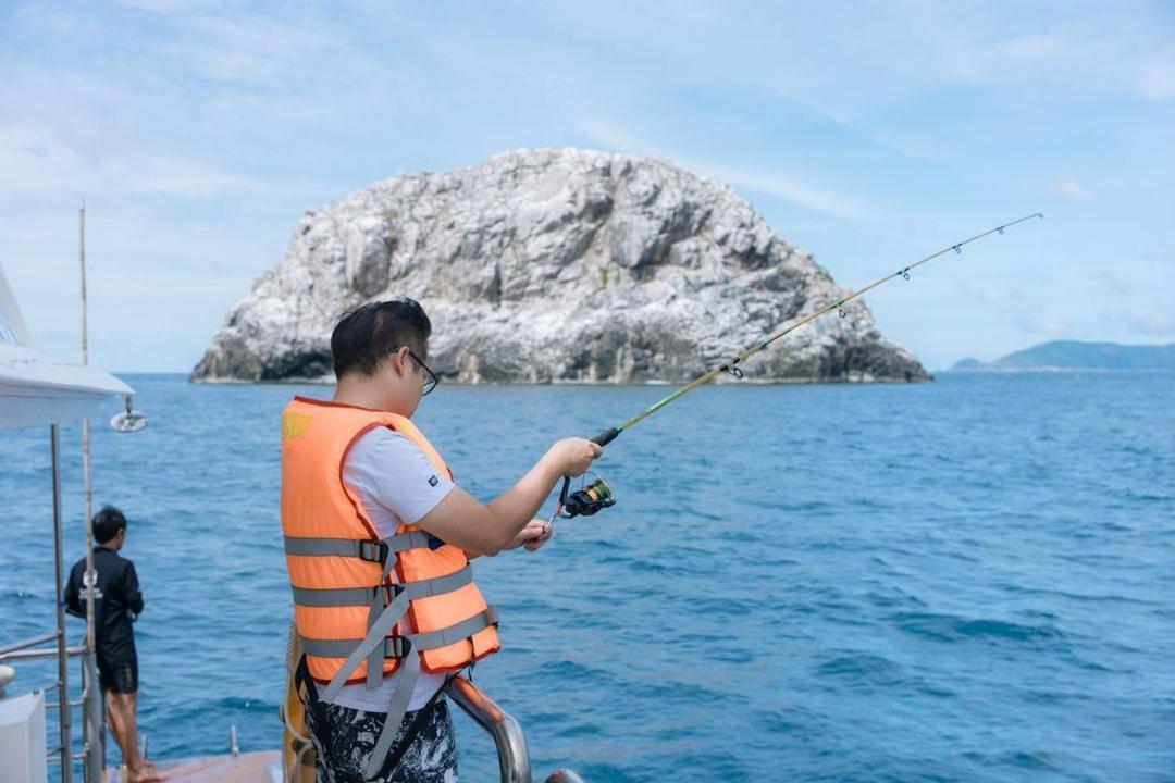 Con Dao Backpacker - Loco Camping Chi Khu Co Ong 外观 照片