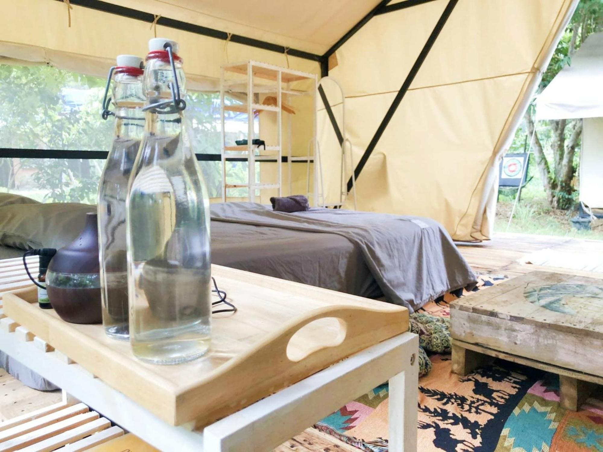 Con Dao Backpacker - Loco Camping Chi Khu Co Ong 外观 照片