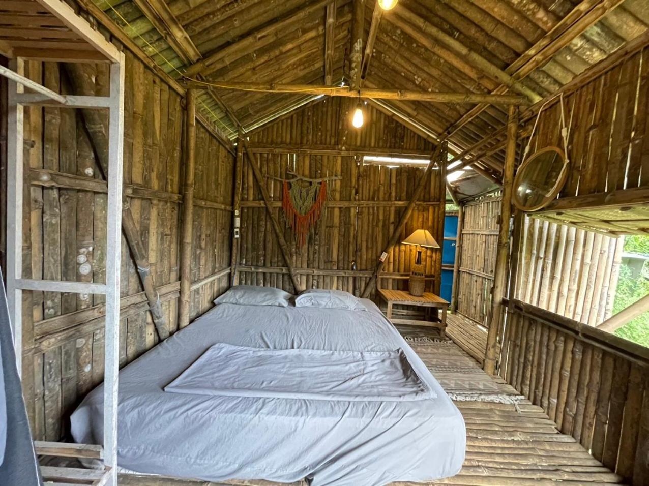 Con Dao Backpacker - Loco Camping Chi Khu Co Ong 外观 照片